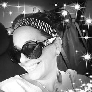 Meet your Posher, Kelly l.